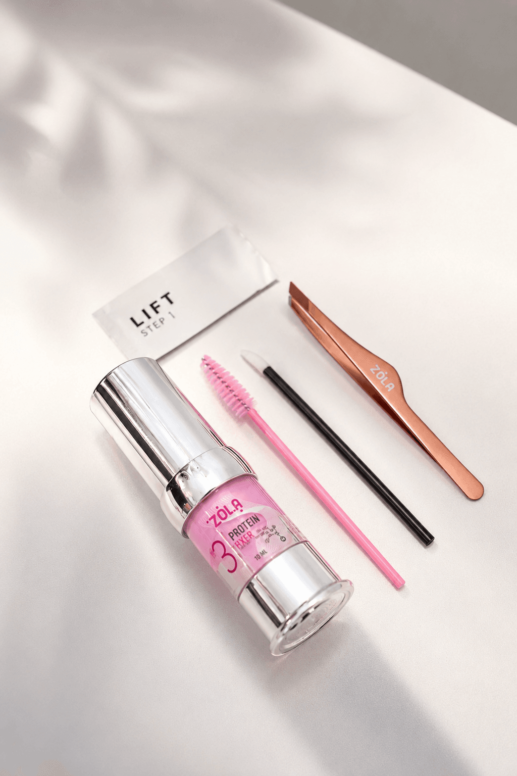 Professionelle Produkte und Tools für Brow und Lash Lifting